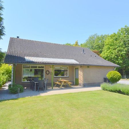 Cozy Holiday Home With Private Garden In Valkenswaard Buitenkant foto